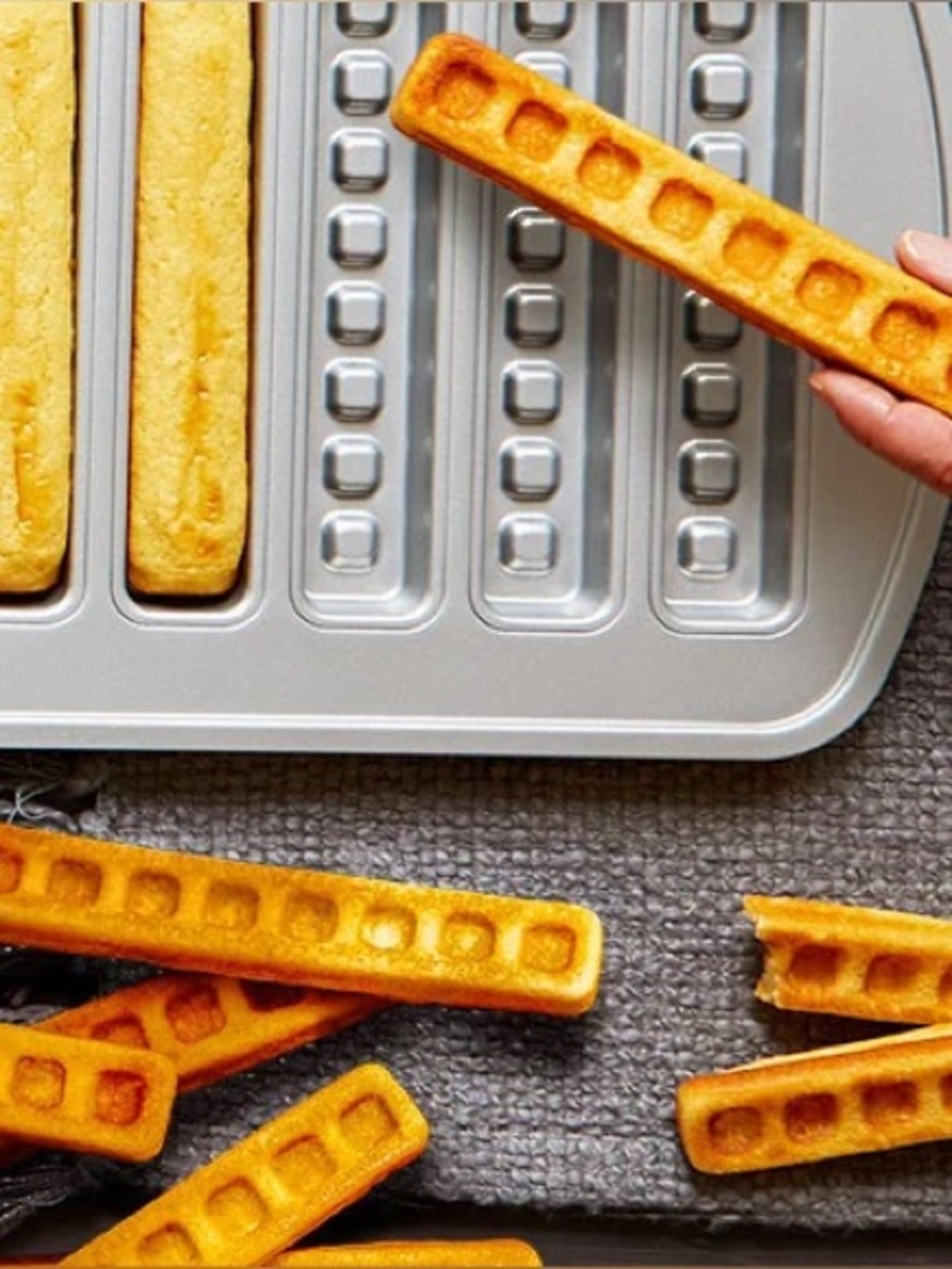 Pampered Chef Waffle Sticks Pan